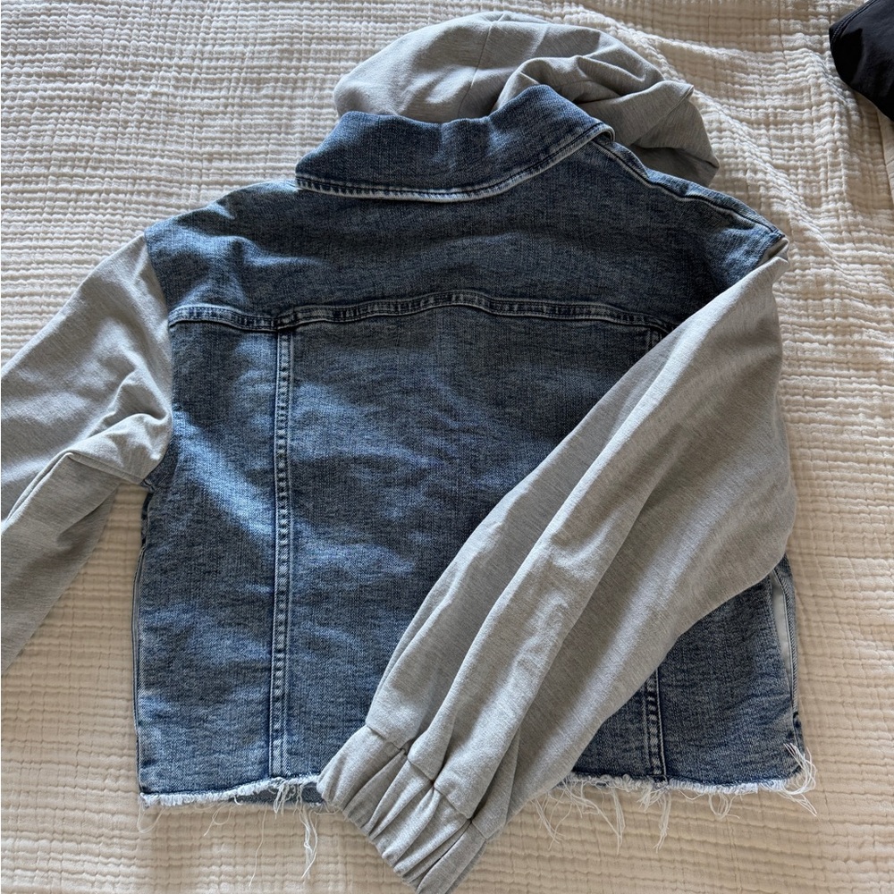 Trucker Jacket - Picture 3 of 4